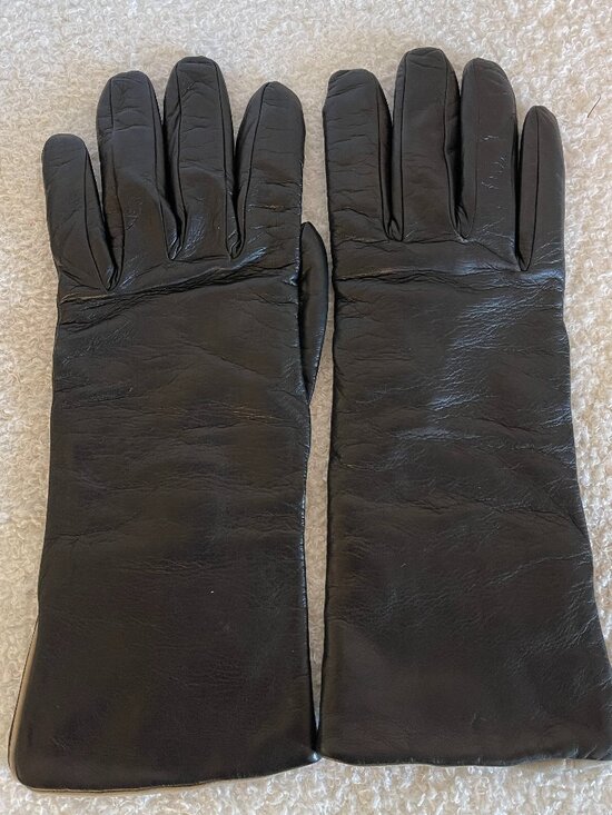 D&G Accessories - Worn once D&G gloves black leather size 7